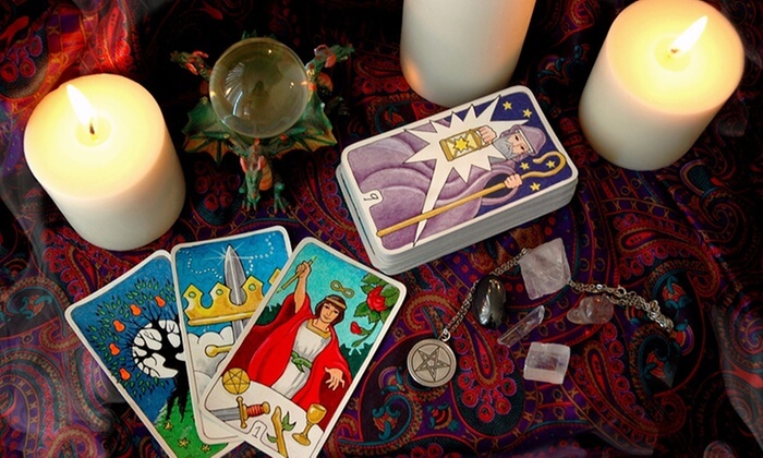Studying Tarot Card Cards and also Psychic Clairvoyants